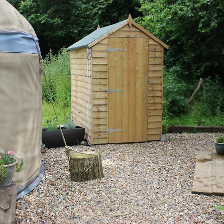 The Yurt At Worcesters Farm Canterbury Exterior photo